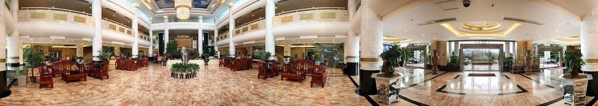 Regent Hotel Tali Kültér fotó