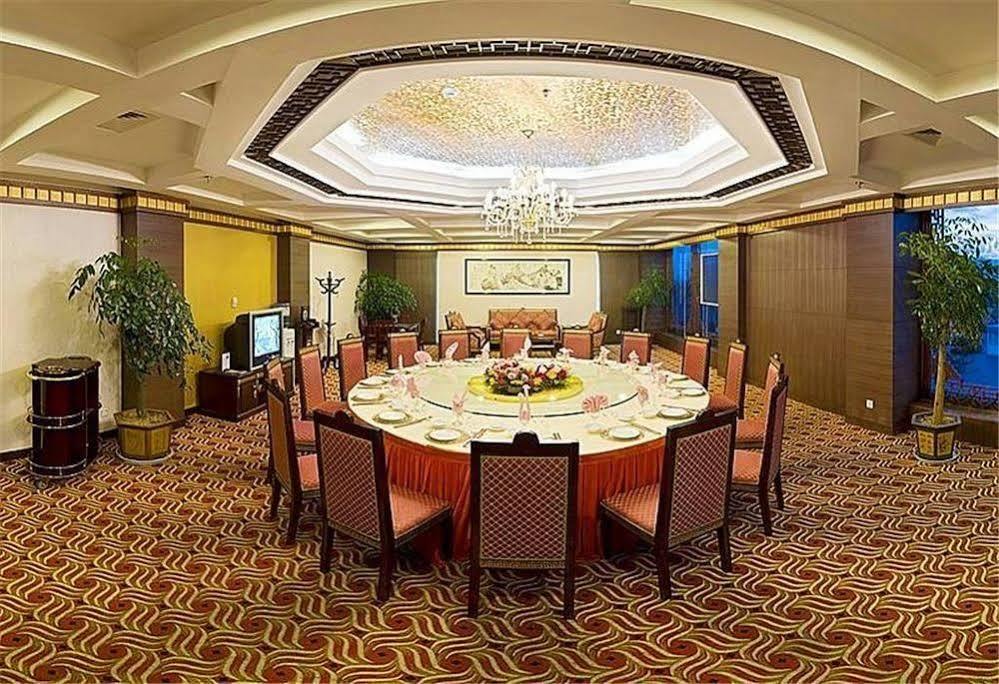 Regent Hotel Tali Kültér fotó