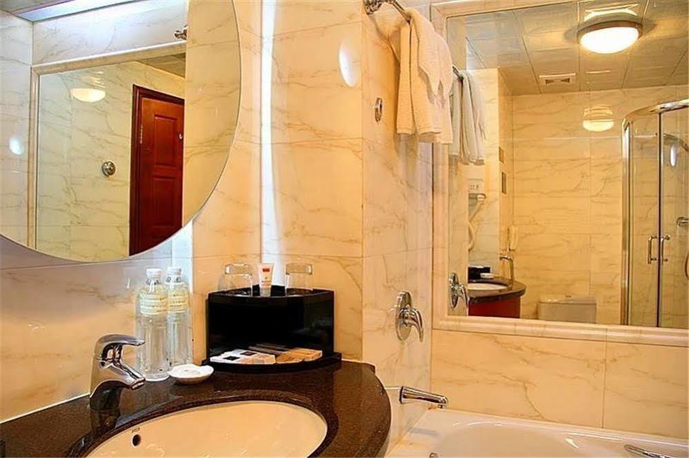 Regent Hotel Tali Kültér fotó